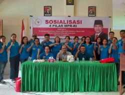 Wakil Ketua DPD RI Gelar Sosialisasi 4 Pilar MPR RI di SMA Pertiwi Ambon