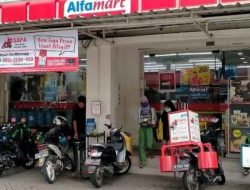 Masih Maraknya Parkir Liar di Alfamart dan Indomaret di Jakarta Barat Disoal Warga