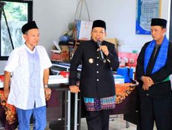 Kunjungi Posyandu, Pj Wali Kota Serukan Kota Gerakan Gotongroyong dan Nilai Pancasila