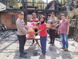 Melalui Polsek Limun Polres Sarolangun, Serahkan Bantuan Sembako Pada Korban Kebakaran