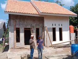 Dibantu Rp 20 Juta Dari Program Nuwo Sip, Dua Janda Lansia Tiyuh Kibang Tri Jaya Ucapkan Terima Kasih