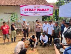 Peringati Hari Bhayangkara ke-78, Kapolres Metro Tangerang Kota Bedah Rumah di Pakuhaji