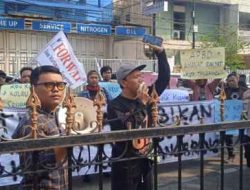 Tuntut Transparansi Anggaran Publikasi Media, Forwat Demo KPU Kota Tangerang