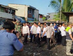 Pj. Heru dan Gibran Tinjau Pengerukan Kali Semongol di Tegal Alur, Warga Berharap Dilakukan Dengan Serius