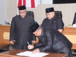 Bupati Sukabumi Hadiri Rapat Paripurna DPRD, Bahas Soal Keputusan Raperda RPJMD 2024-2025