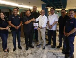 Dinilai Berhasil, Dr. Nurdin Serahkan Buku Pelaksanaan Uji Coba MBG di Kota Tangerang