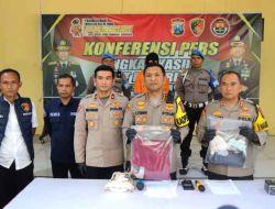 Bejat, Seorang Kakek ‘Sikat’ Anak Berkebutuhan Khusus di Sidoarjo