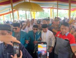 Tontawi-Haris Dampingi H.Roma iramaHadiri Maulid Nabi SAW di Desa Pelawan