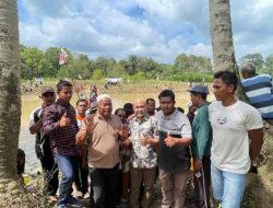 Sejumlah Tokoh Masyarakat Dusun Muara Kuamang,  Sambut Bacabup di Pembukaan Lubuk Larangan