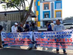 Dekat Pemukiman, Keberadaan SANS Hotel Kedoya Ditolak Warga