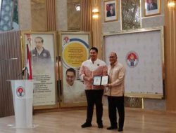 Insan Olahraga Berprestasi Dapat Penghargaan dari Menpora