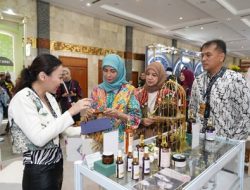 INACRAFT On October, Dikelola Perempuan UMKM Binaan PLN UID Jakarta Raya Raup Transaksi Lebih Dari Rp 130 Juta