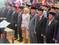 30 Anggota DPRD Kabupaten Sarolangun Ucap Sumpah Janji Masa Jabatan 2024-2029