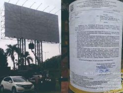 Dinilai ‘Mencla Mencle’ Soal Pembongkaran Reklame Ilegal di Cengkareng, Kinerja Satpol PP DKI Jakarta Dipertanyakan