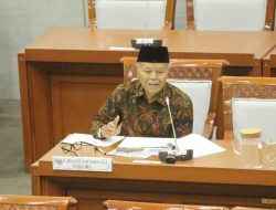 HNW Minta Kemenag Serius Bantu Calon Jamaah Atasi Administrasi Visa dan Kesehatan terkait Keberangkatan Haji