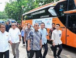 Lepas Mudik Gratis Bersama ke Lampung, Ketua MPR: Bentuk Kepedulian MPR dan Elemen Masyarakat Lainnya kepada Rakyat