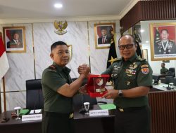 Pokja Staf Ahli Kasad Bid. Komsos Himpun Data di Korem 052/Wijayakrama
