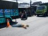Tabrakan Sesama Motor, 1 Orang Tewas Terlindas Truk di Menganti