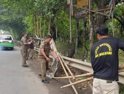 Trantib Kecamatan Neglasari Kota Tangerang Gelar Operasi Spanduk Komersil Tanpa Izin