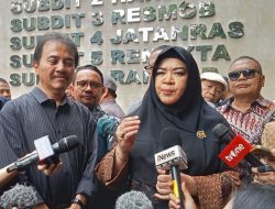 Kasus Ijazah Jokowi, Roy Suryo dan Rekan Tegaskan Tak Gentar Hadapi Penyidikan