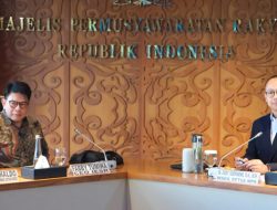 Terima Aspirasi NGO, Eddy Soeparno Tekankan Pentingnya Payung Hukum Percepatan Transisi Energi