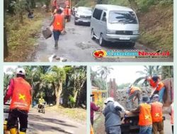 Jalan Rusak Tak Kunjung Diperbaiki, Warga Tiga Kecamatan di Sukabumi Turun Tangan Tambal Sendiri