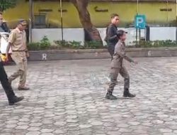 Pejabat Izinkan Anak Kenakan Seragam Satpol-PP untuk Konten, Pengamat: Krisis Etika Birokrasi