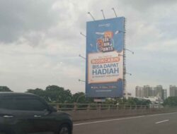 Reklame Diduga Tanpa Izin di Kemayoran Picu Kekhawatiran Kebocoran PAD DKI