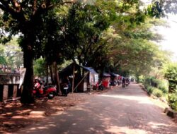 Bantaran Sungai di Kembangan Utara Diduga Disulap Jadi Lapak PKL, Warga Resah