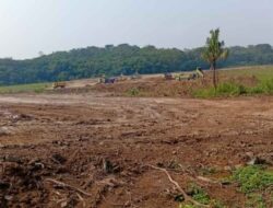 Skandal Aset Desa: Bukit Tunjung Teja Diobral Rp35 Ribu Per Truk, Diduga Rugikan Negara Rp93 Juta